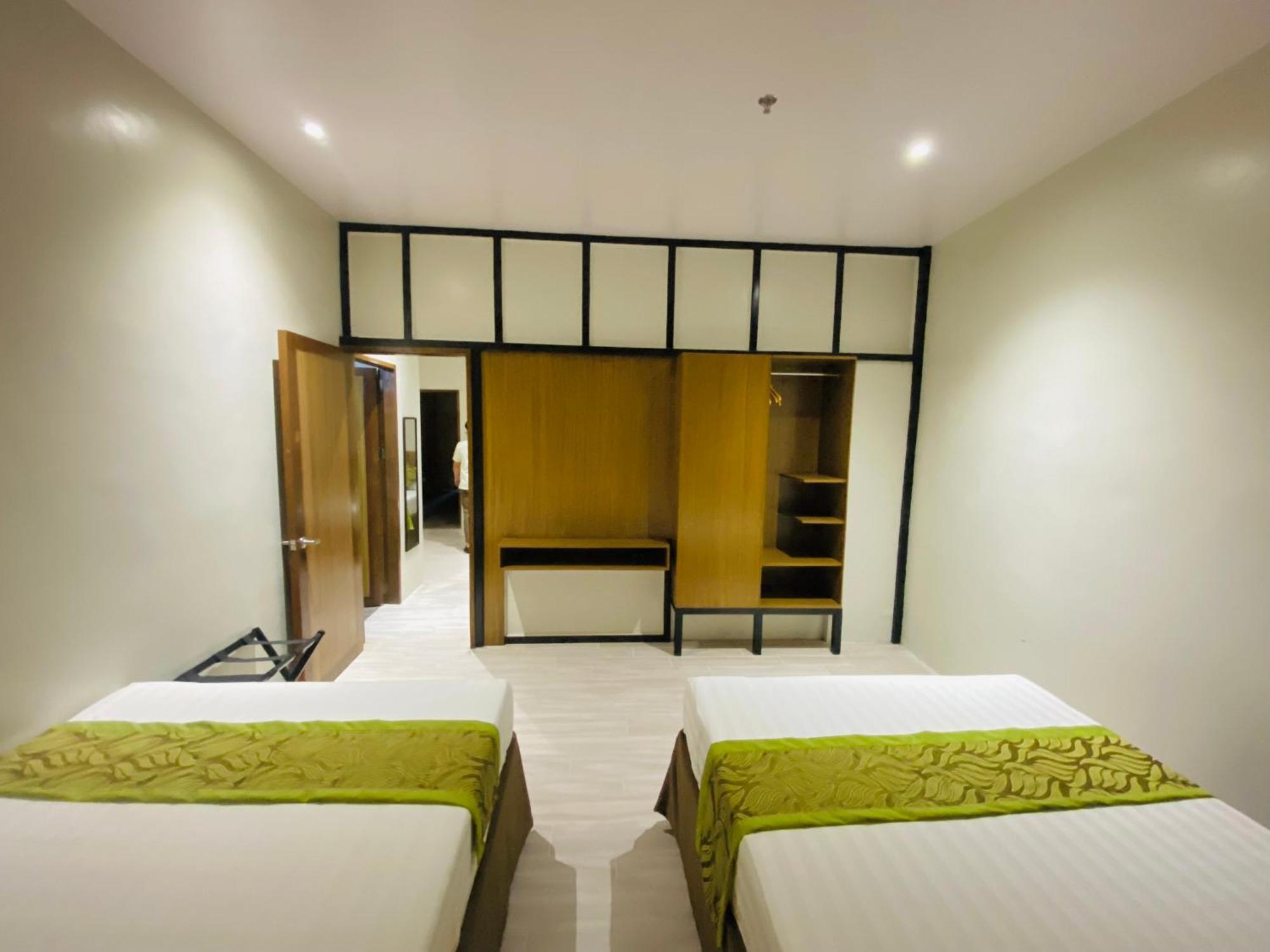 Maxi Hotel And Event Center Tagbilaran Exteriér fotografie